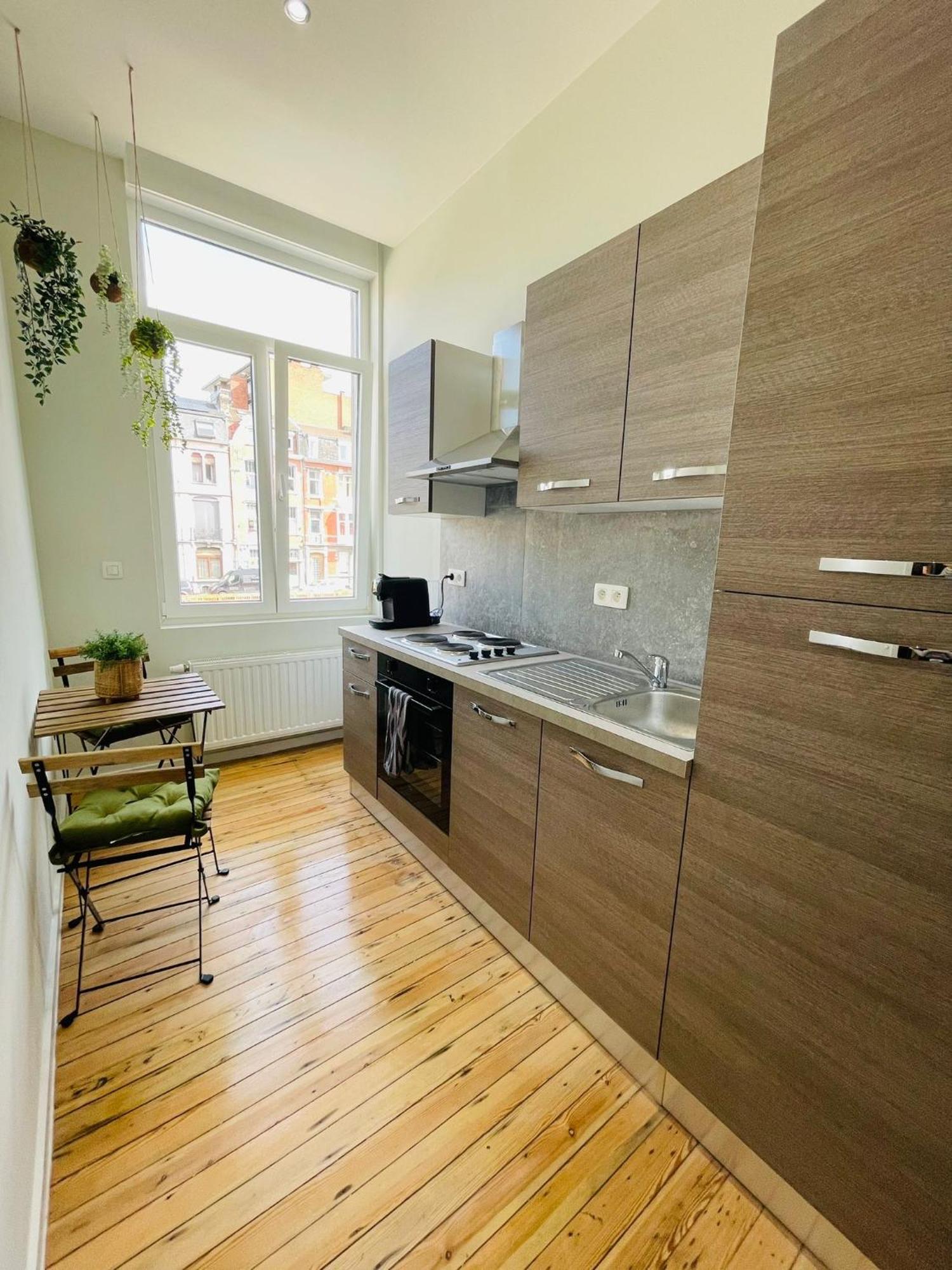 Appartement Exotique Avec Bain Balneo Liège Exterior foto